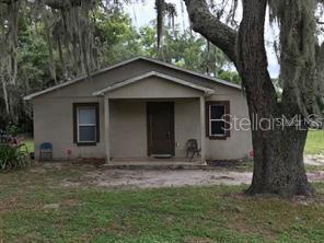 Listing photo 2 for 1603 Rose Ln