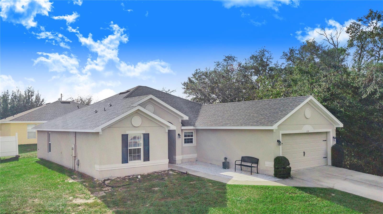 Listing photo 1 for 230 Grouper Ct