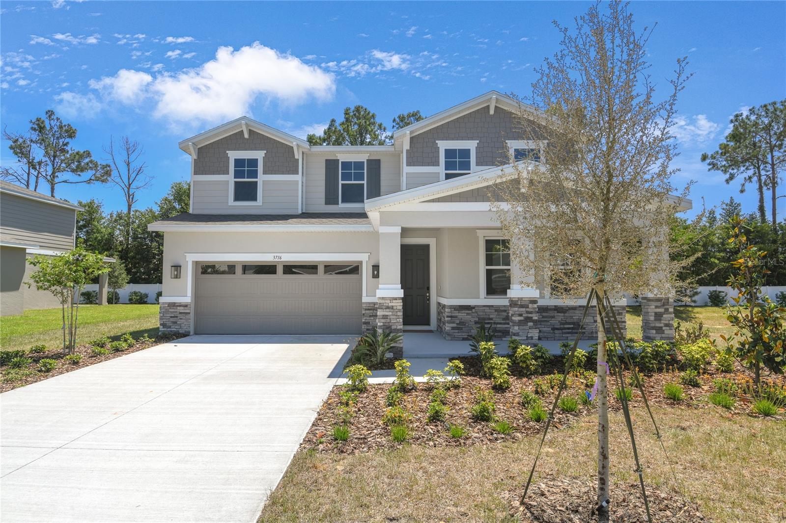 Listing photo 2 for 3716 Deer Ridge Dr