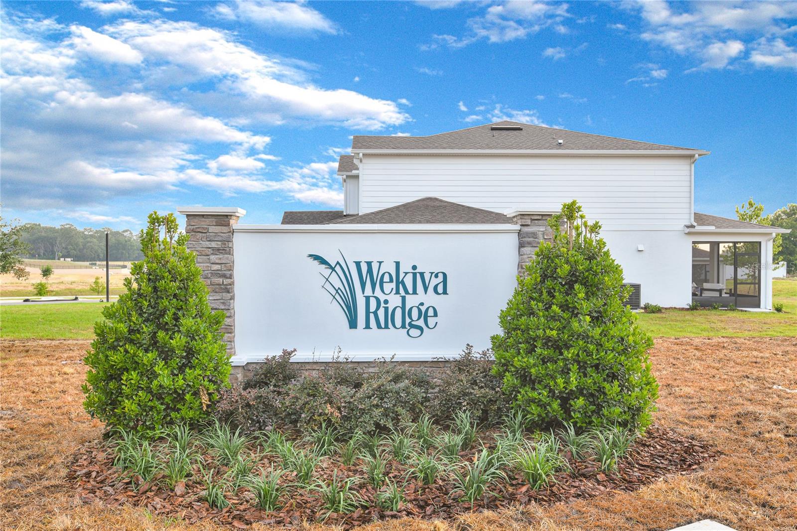 Listing photo 3 for 3716 Deer Ridge Dr