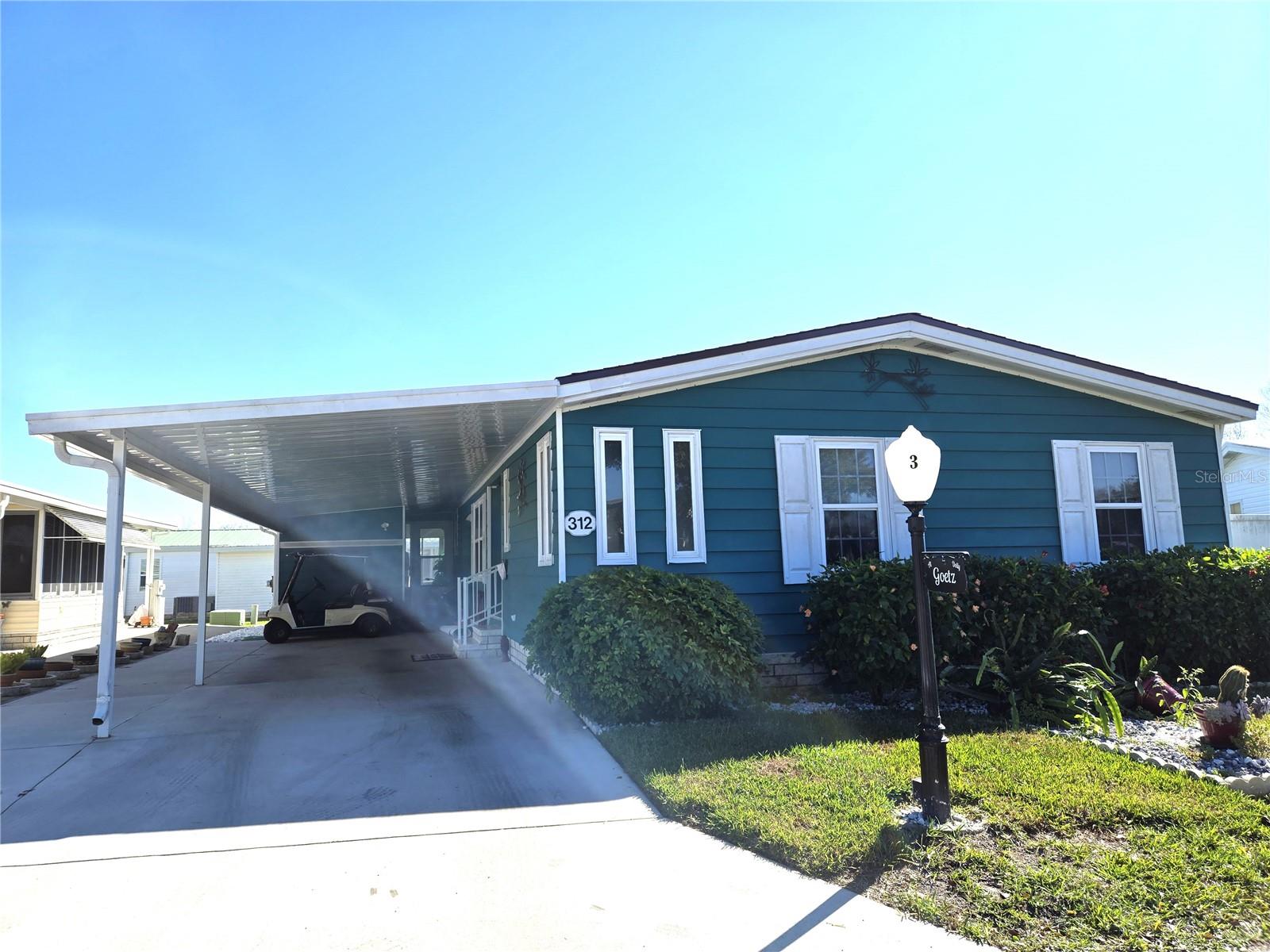 Listing photo 1 for 312 Townbridge Dr