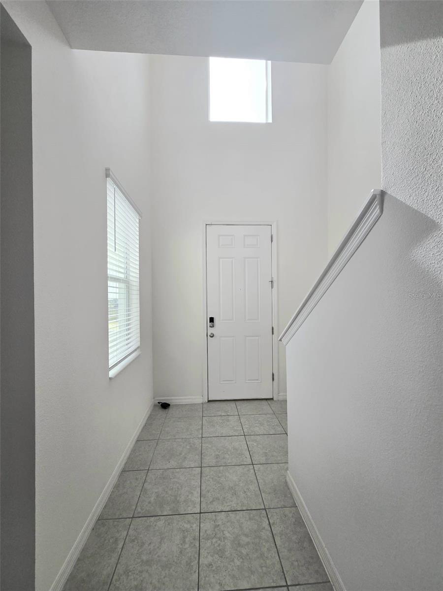 Listing photo 3 for 1603 Gardiner St