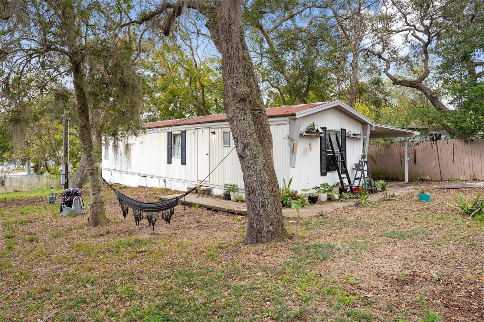 Listing photo for 2109 Hialeah Ave