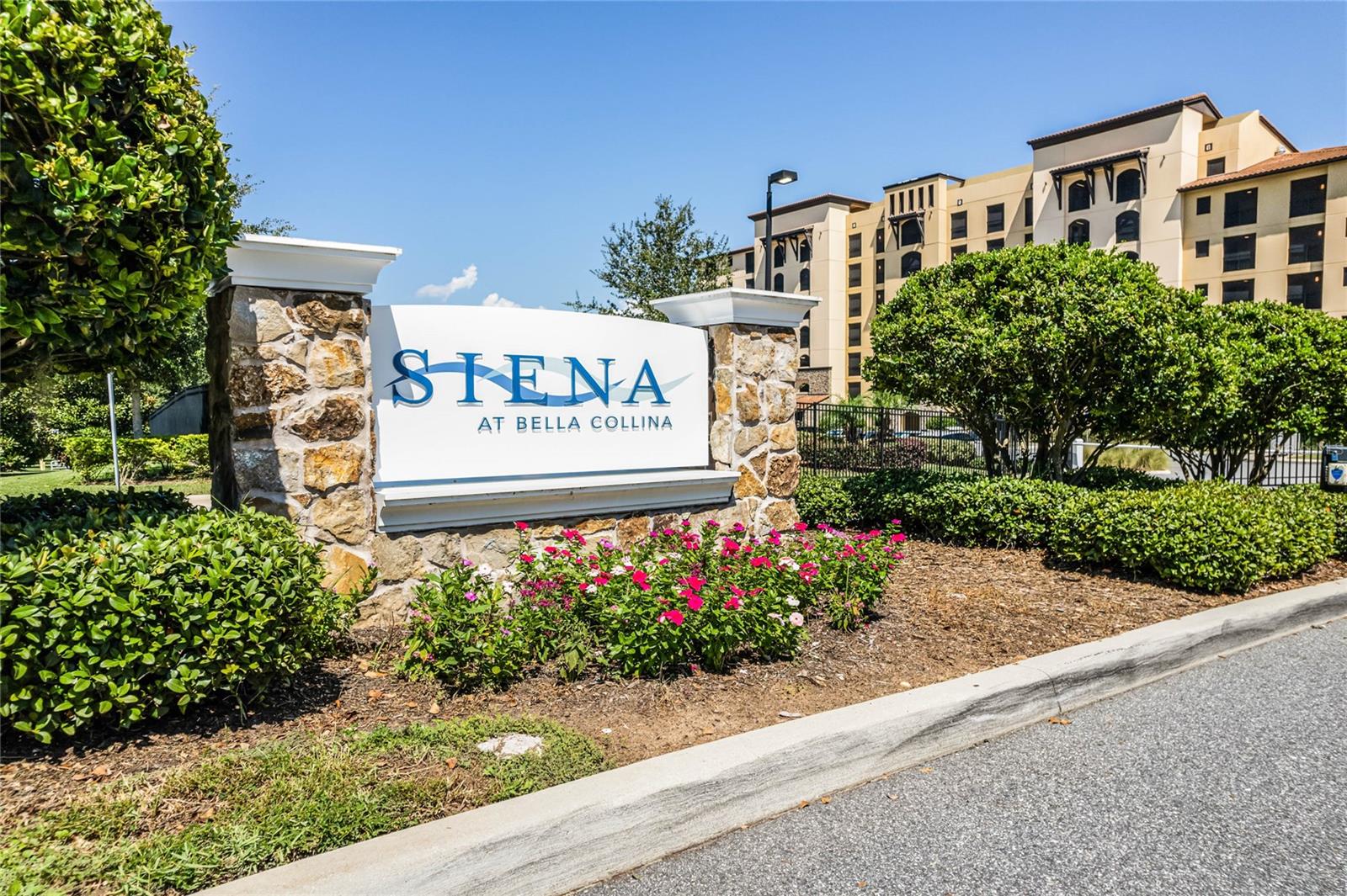 Listing photo 1 for 16300 County Road 455 #305