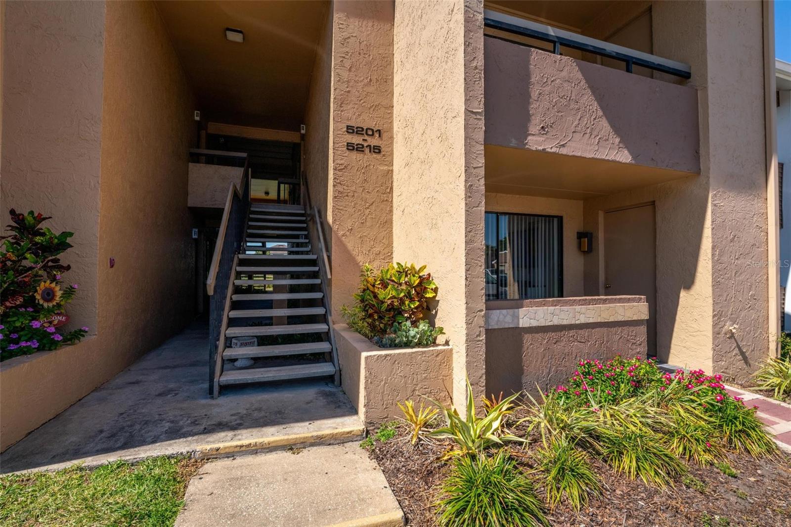 5201 VINELAND ROAD Unit 112