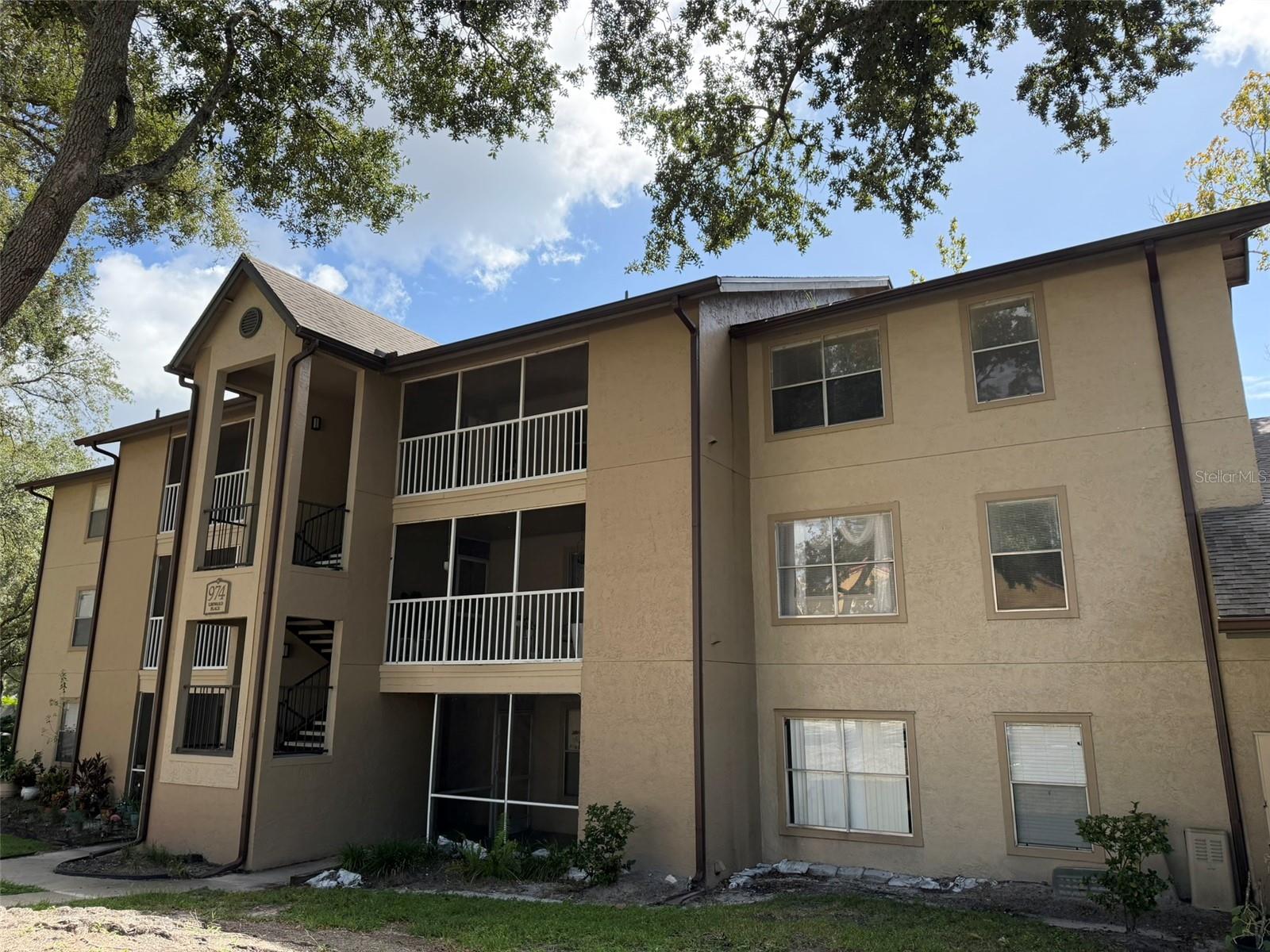 974 LEEWARD PLACE Unit 205