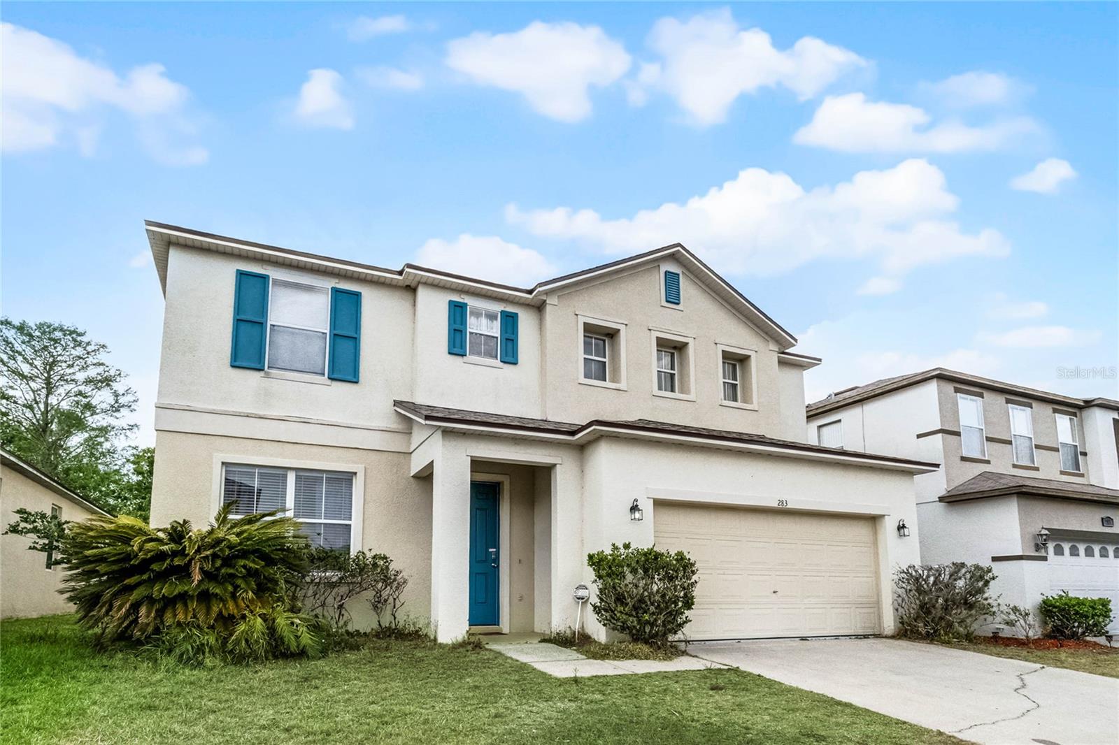 Listing photo 3 for 283 Willow View Dr