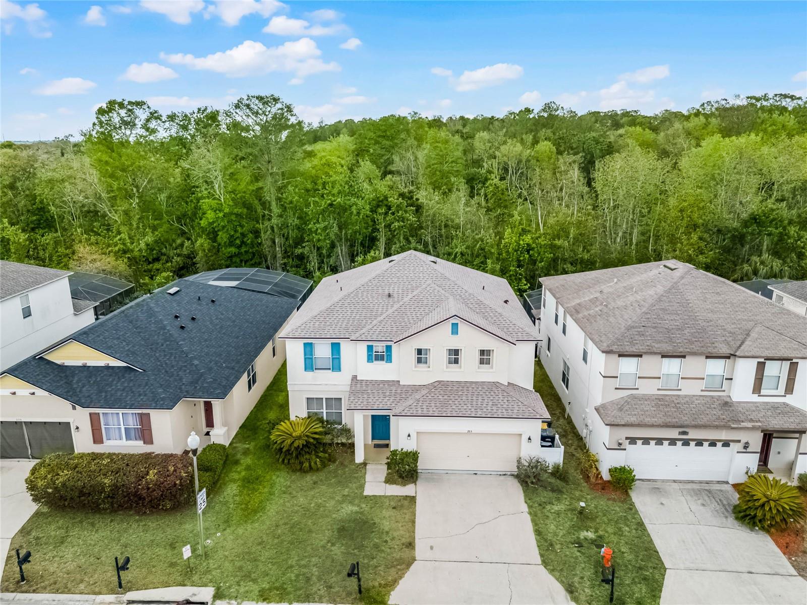 Listing photo 1 for 283 Willow View Dr