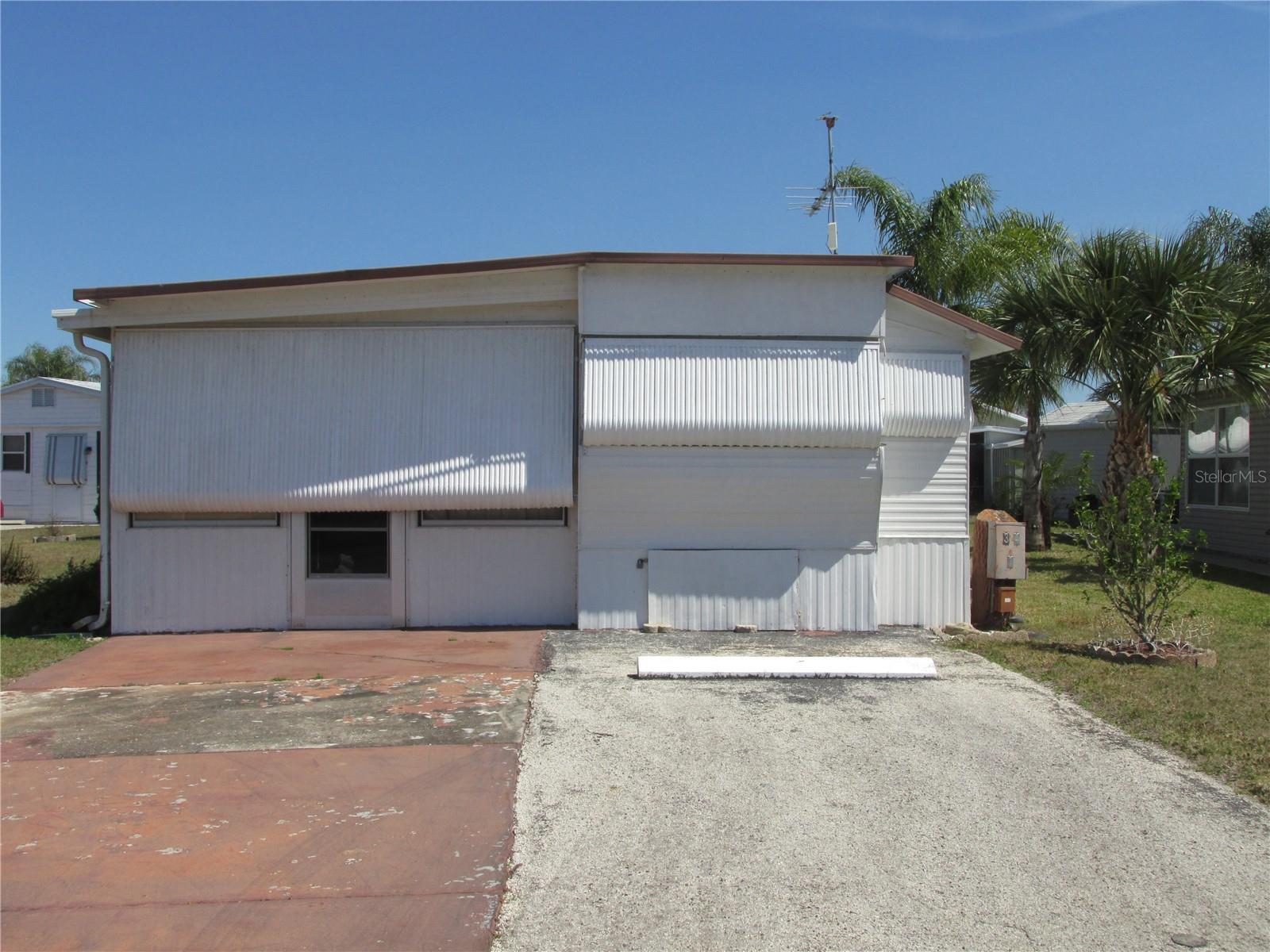 Listing photo for 10 Red Quill Cir