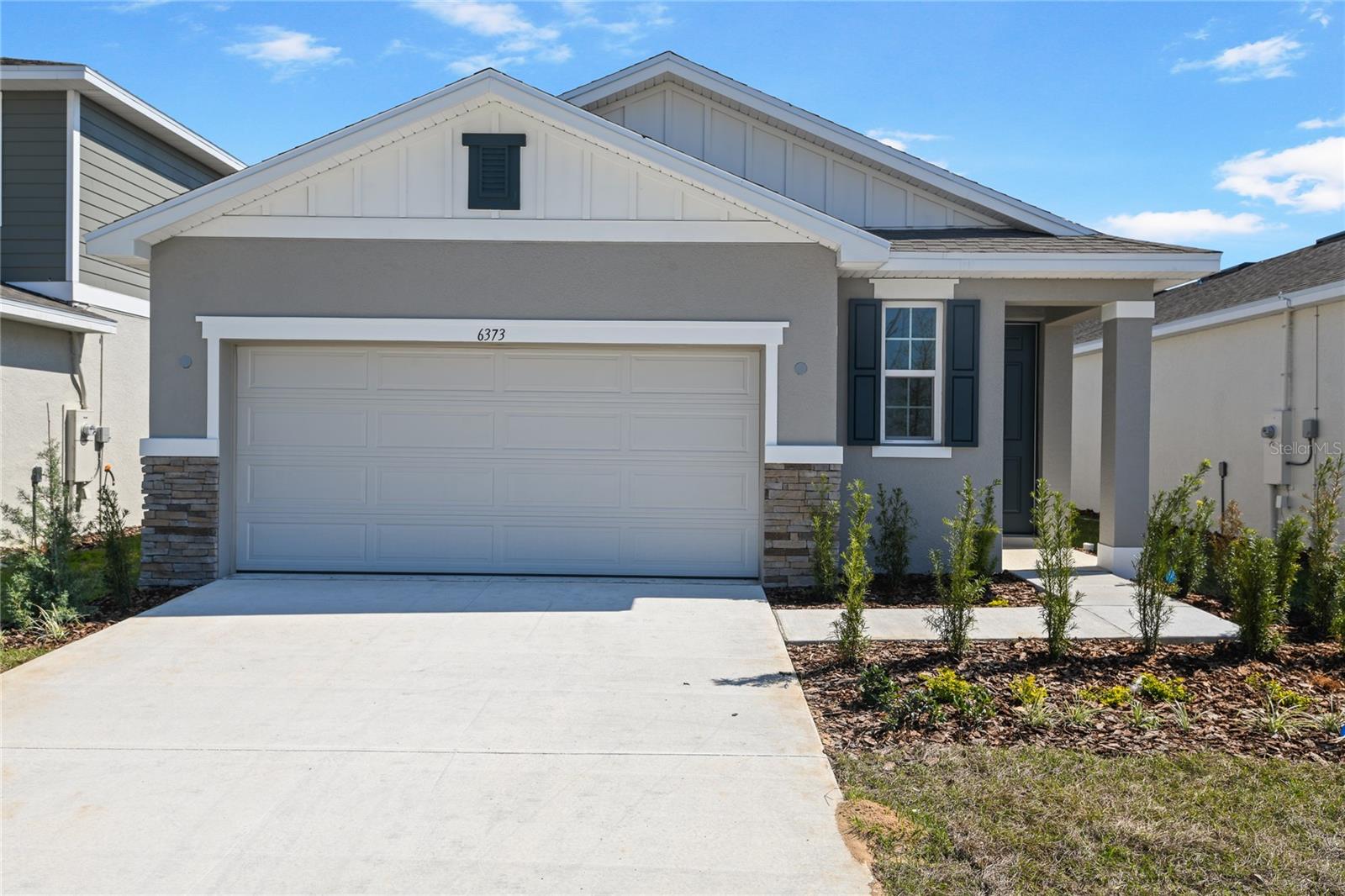 Listing photo 1 for 6373 Clover St