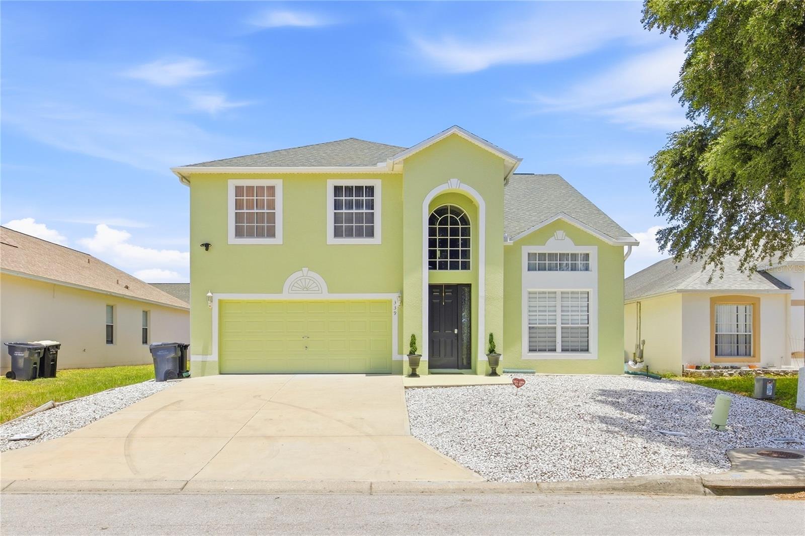 Listing photo 1 for 339 Sigmund Loop
