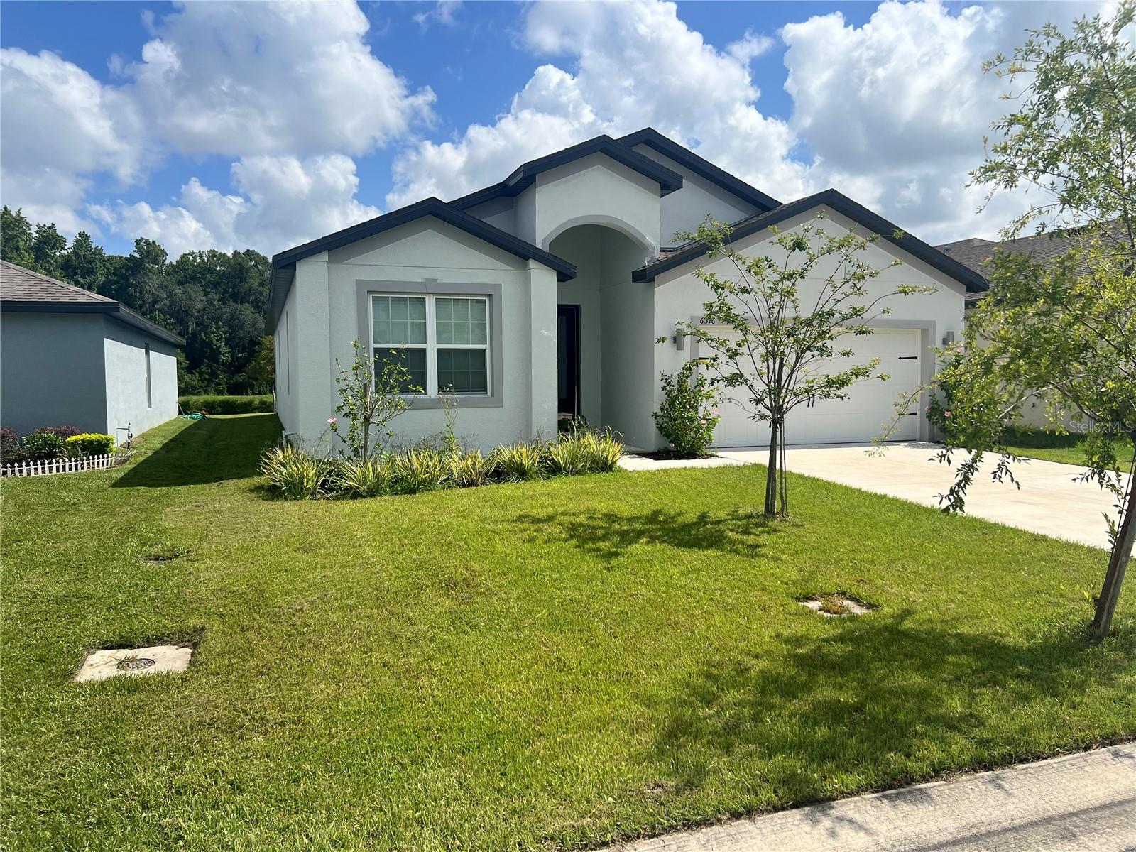 Listing photo 2 for 6316 Dolostone Dr