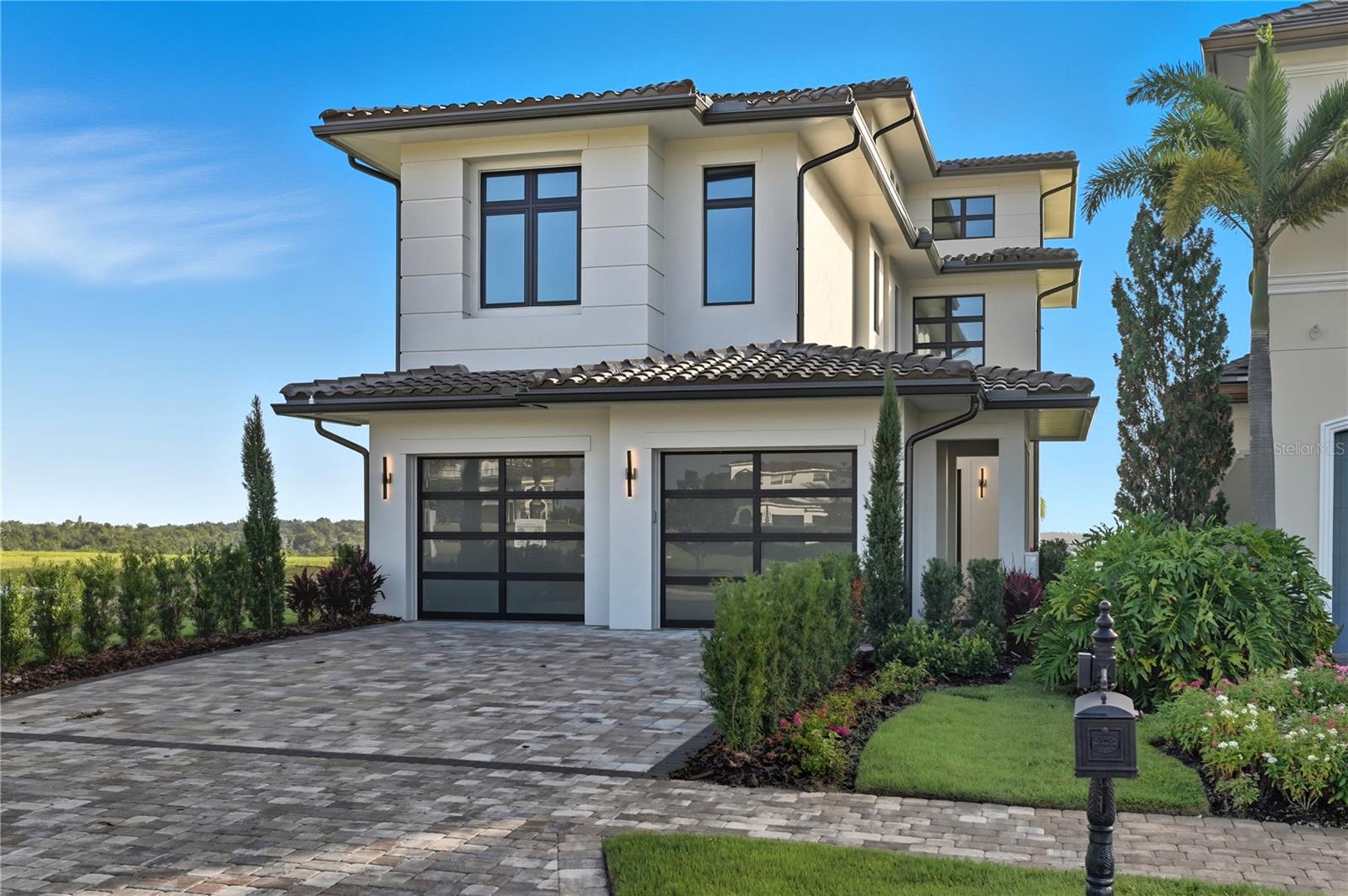 Listing photo 1 for 16142 Trivoli Cir