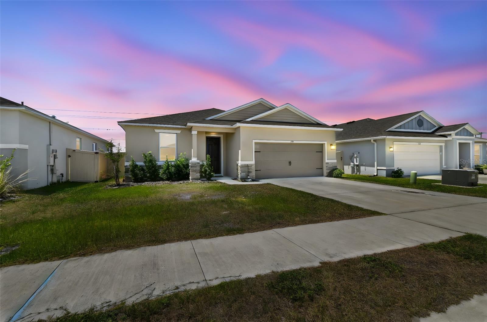 Listing photo 2 for 292 Spirit Landings Cir