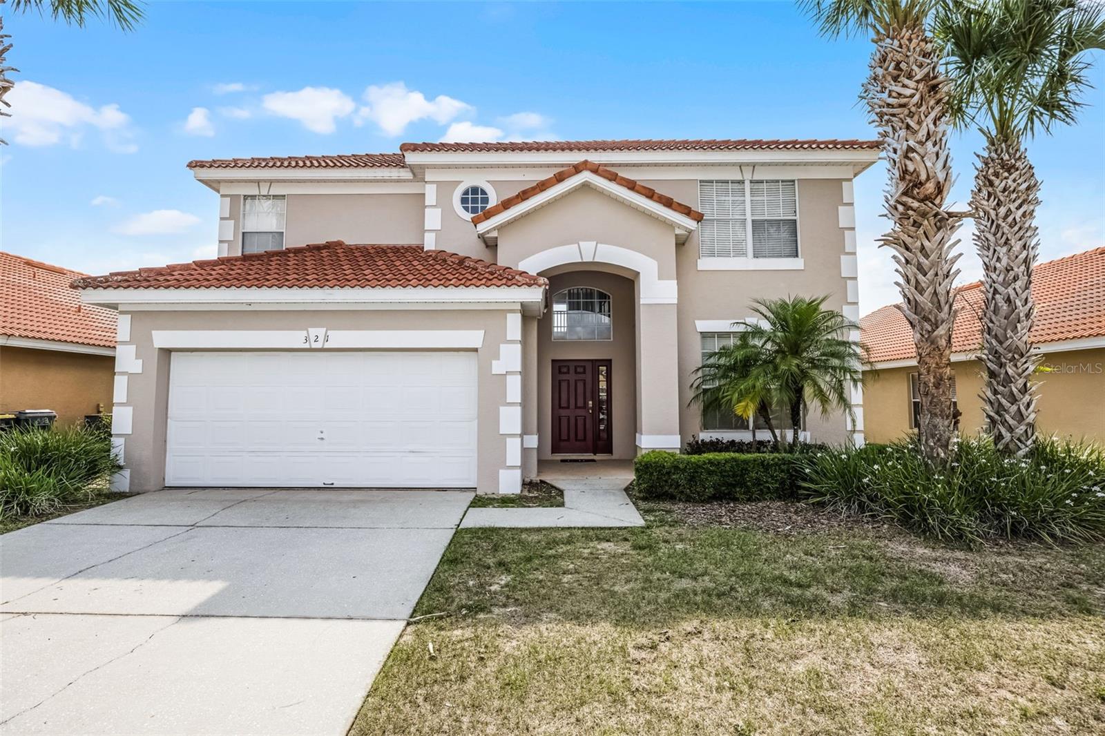 Listing photo 2 for 321 Rosso Dr