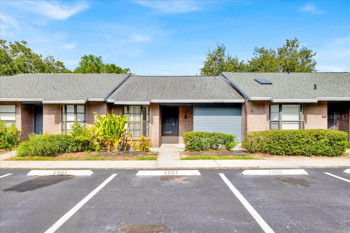 2907 PRINCE OAK COURT