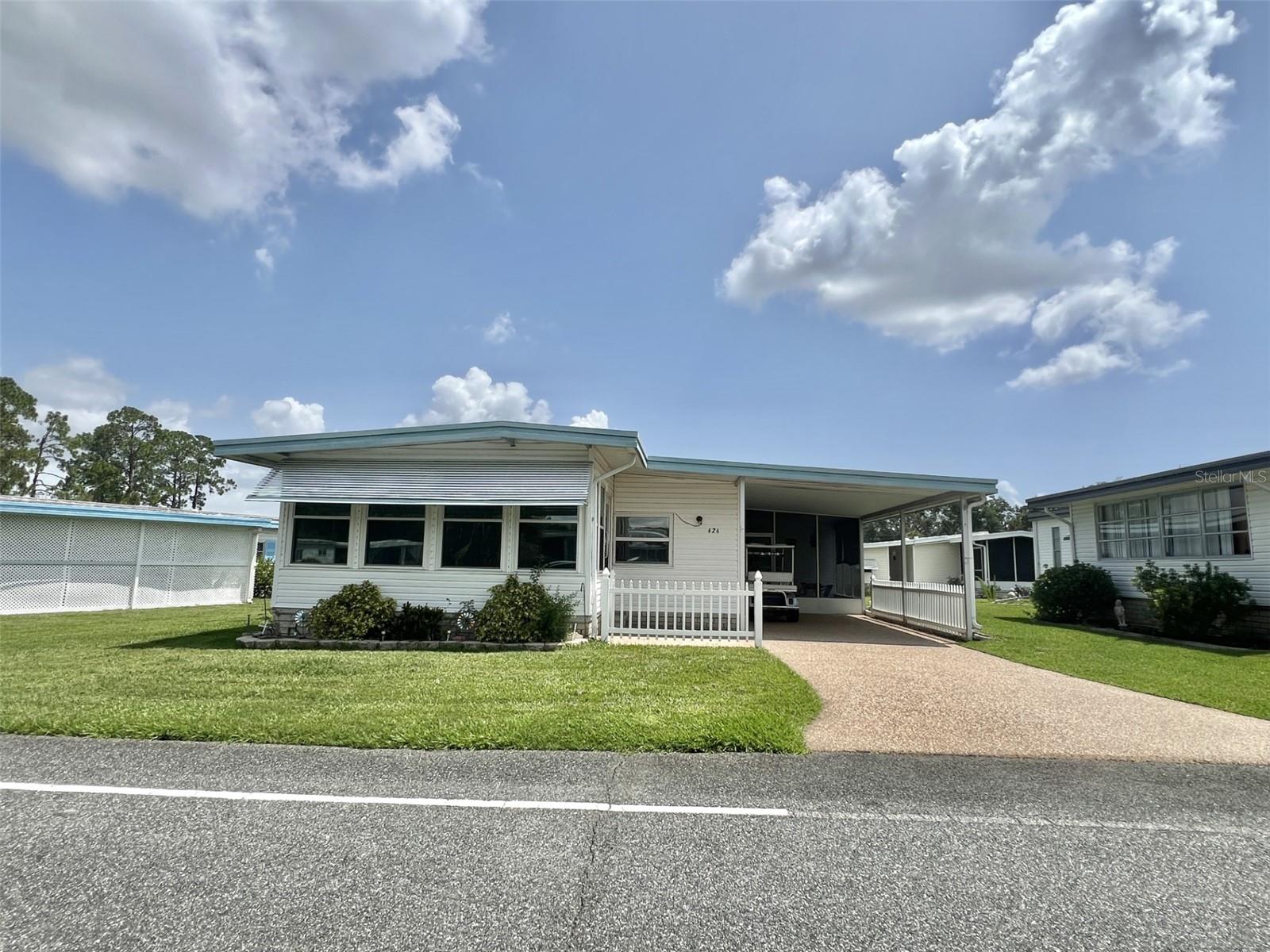 Listing photo for 424 Hawthorne Blvd