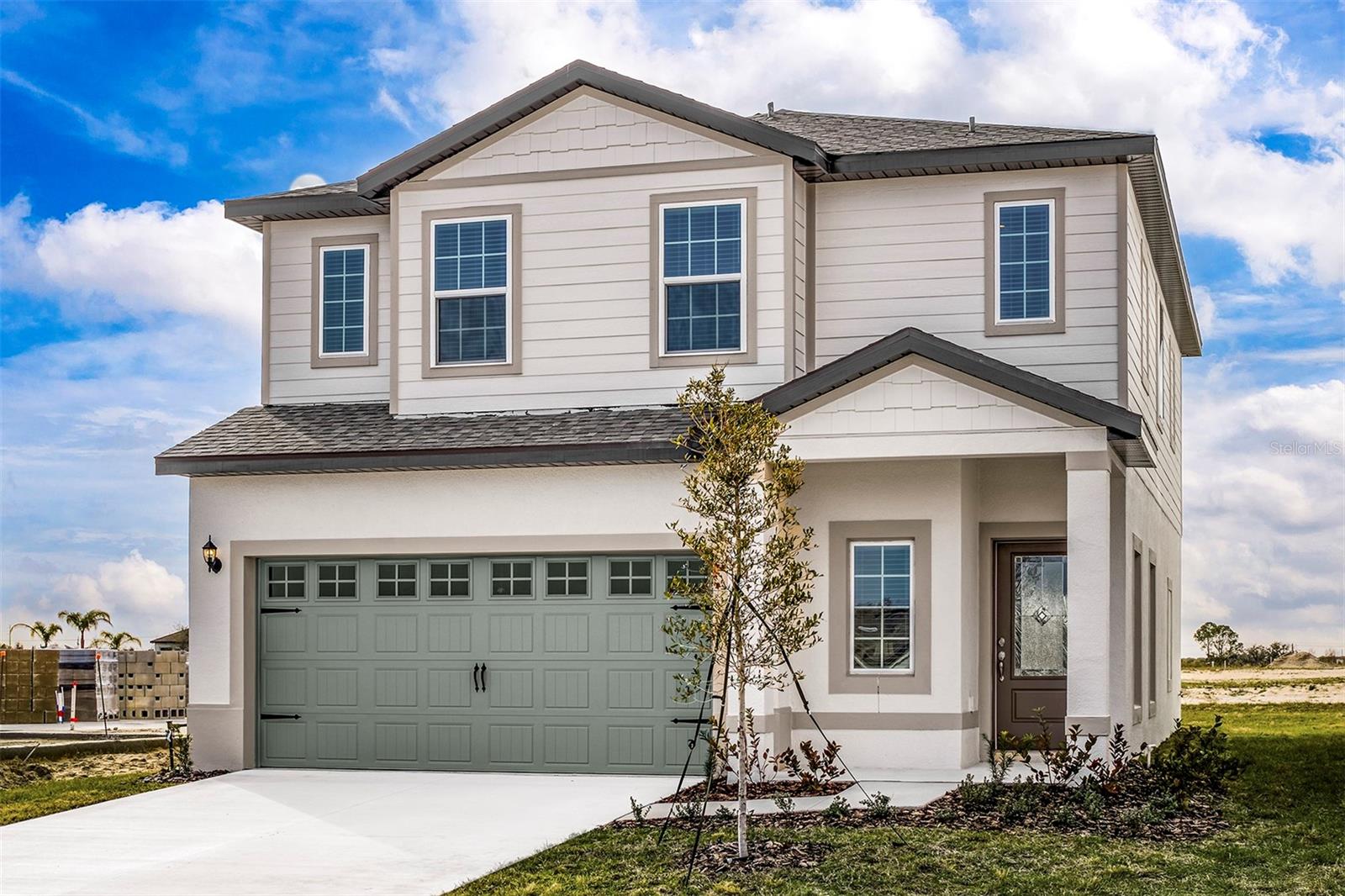 Listing photo 1 for 3712 Bergamot St
