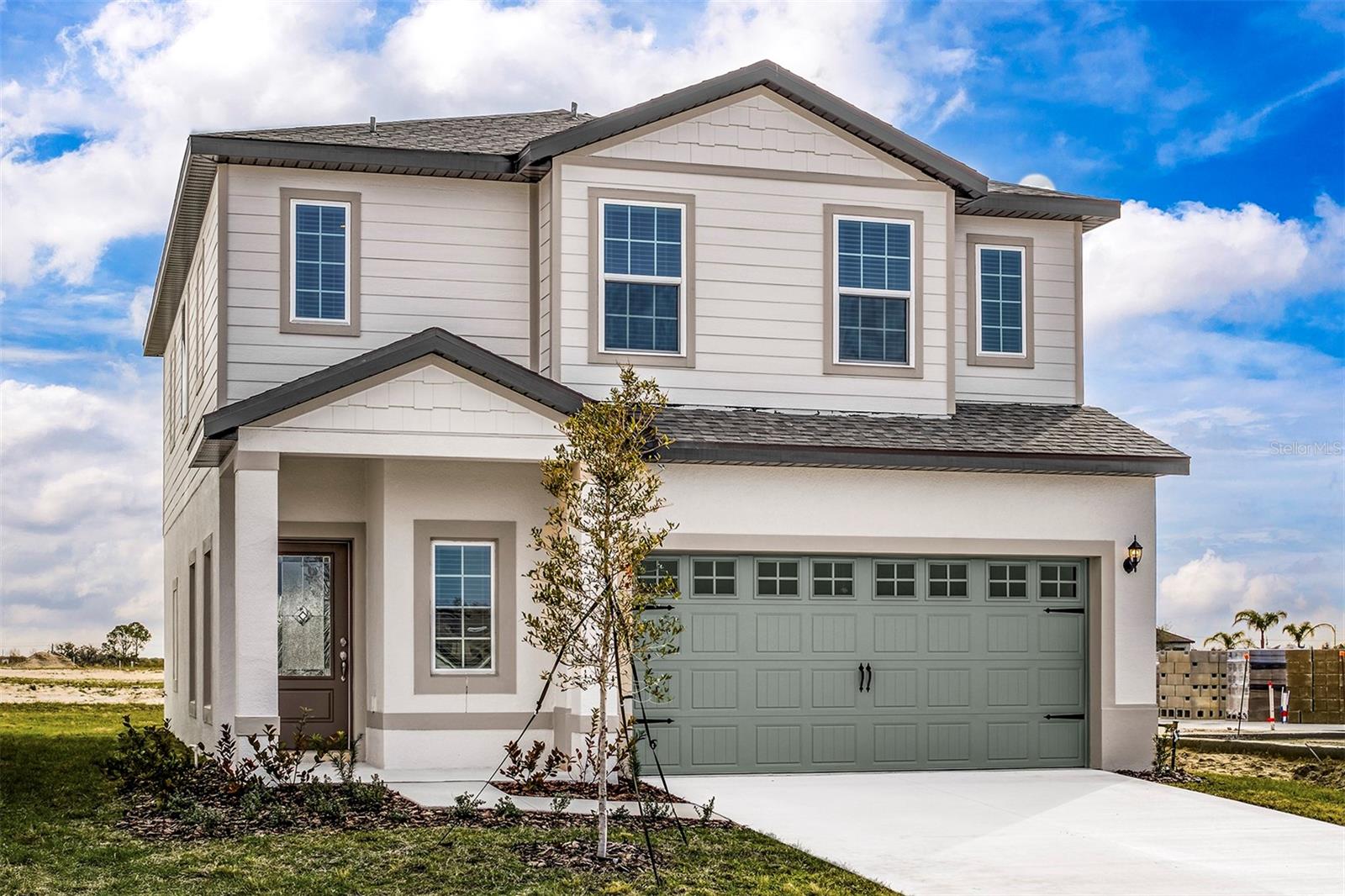 Listing photo 1 for 3719 Bergamot St