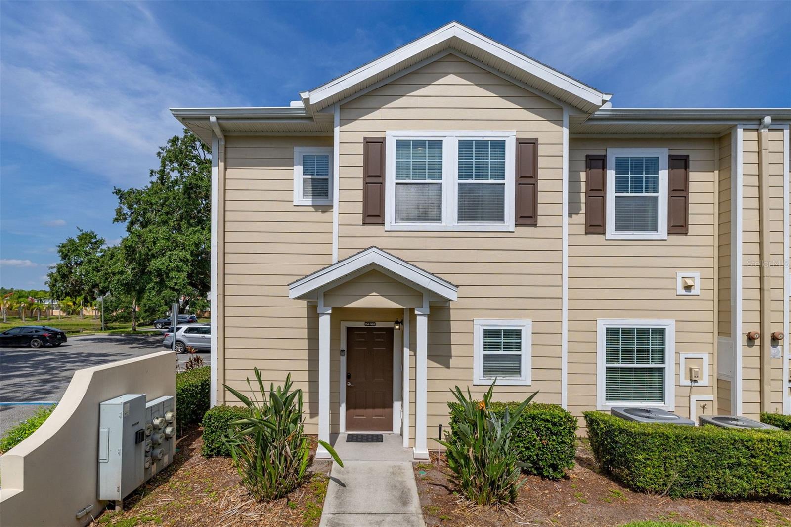 5372 DIPLOMAT COURT Unit 108