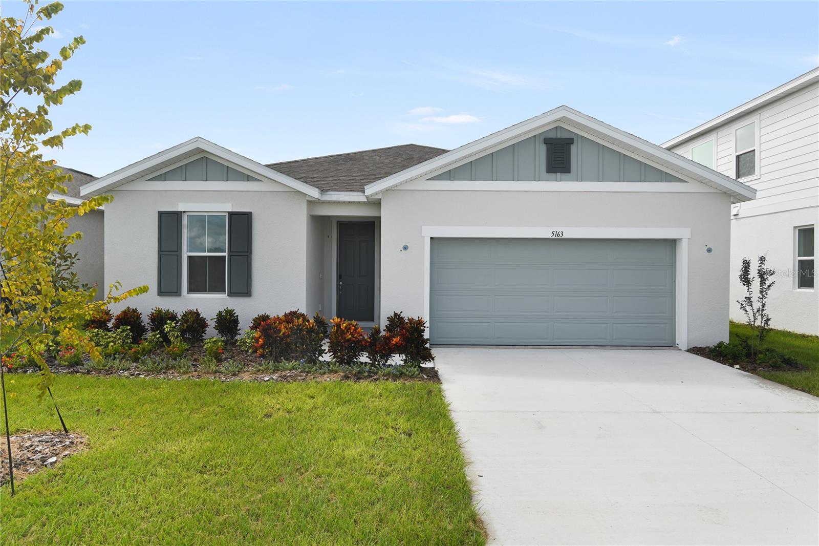 Listing photo 2 for 5163 Kinsley Dr