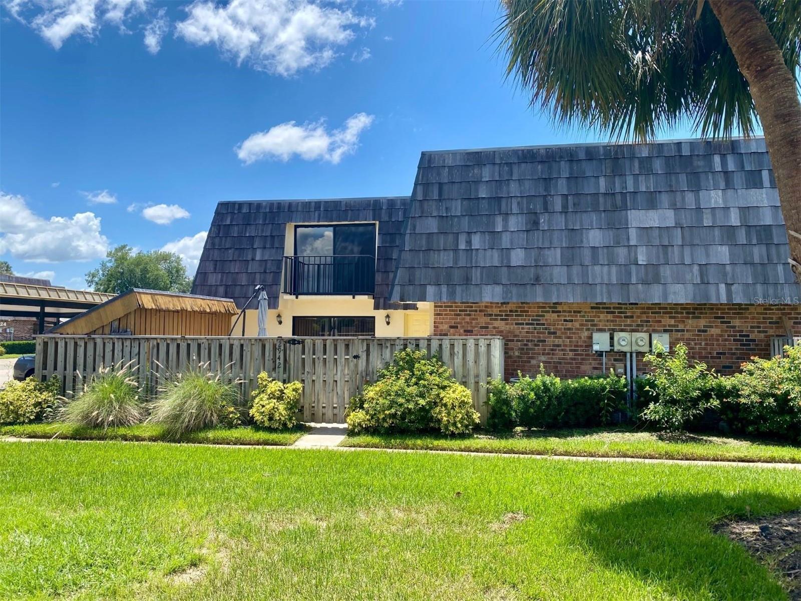 Listing photo for 2942 Poplar Ave