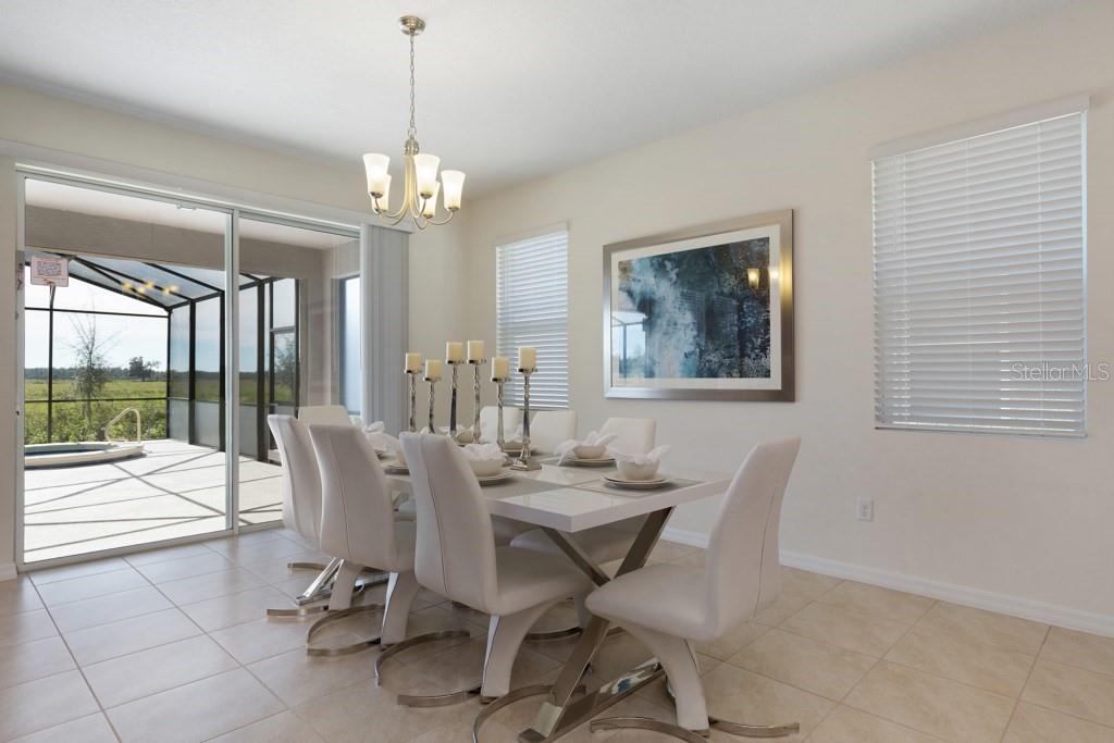 Listing photo 2 for 8012 Oak Shadow Ct