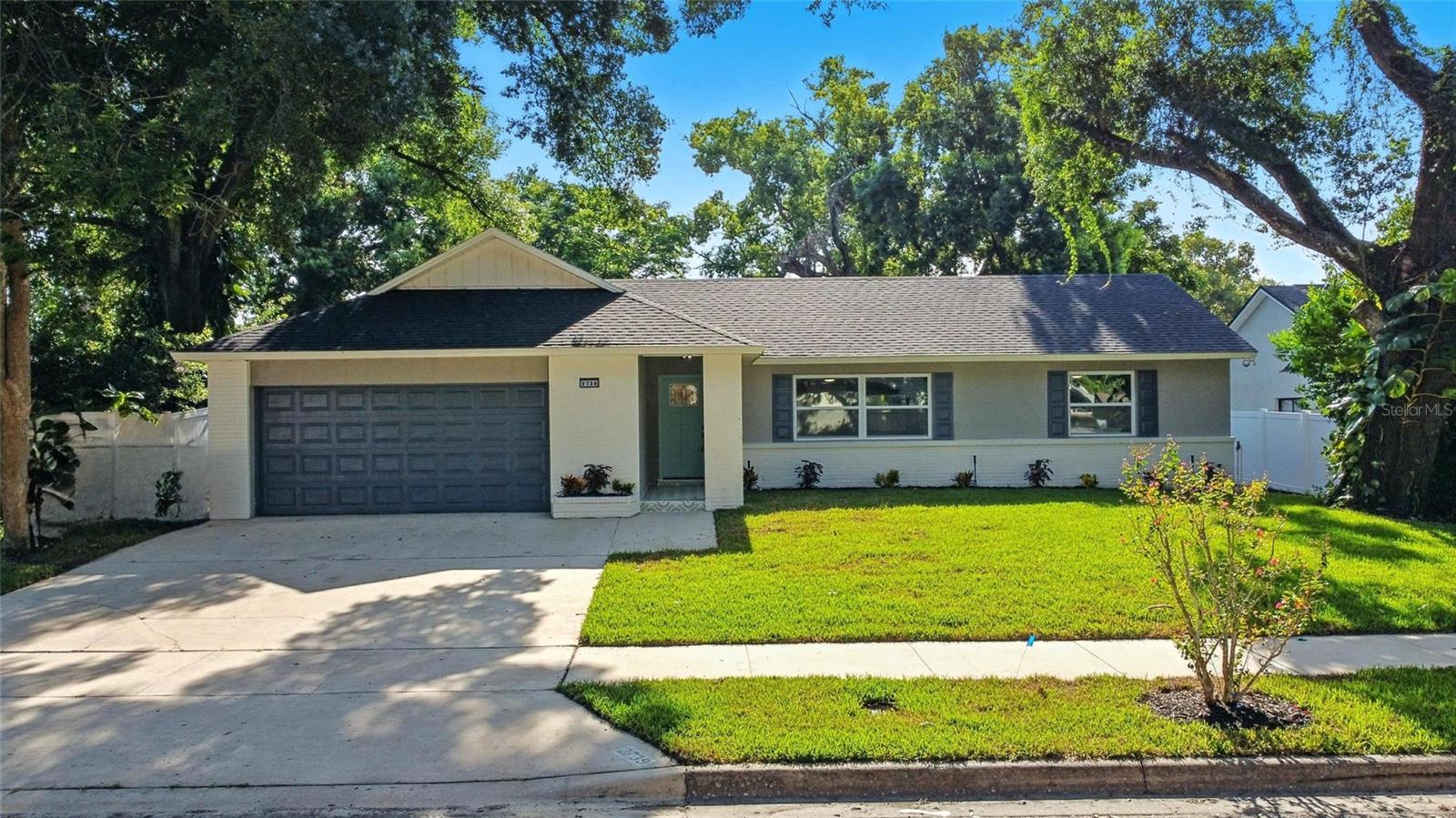 2739 BOLDER LANE