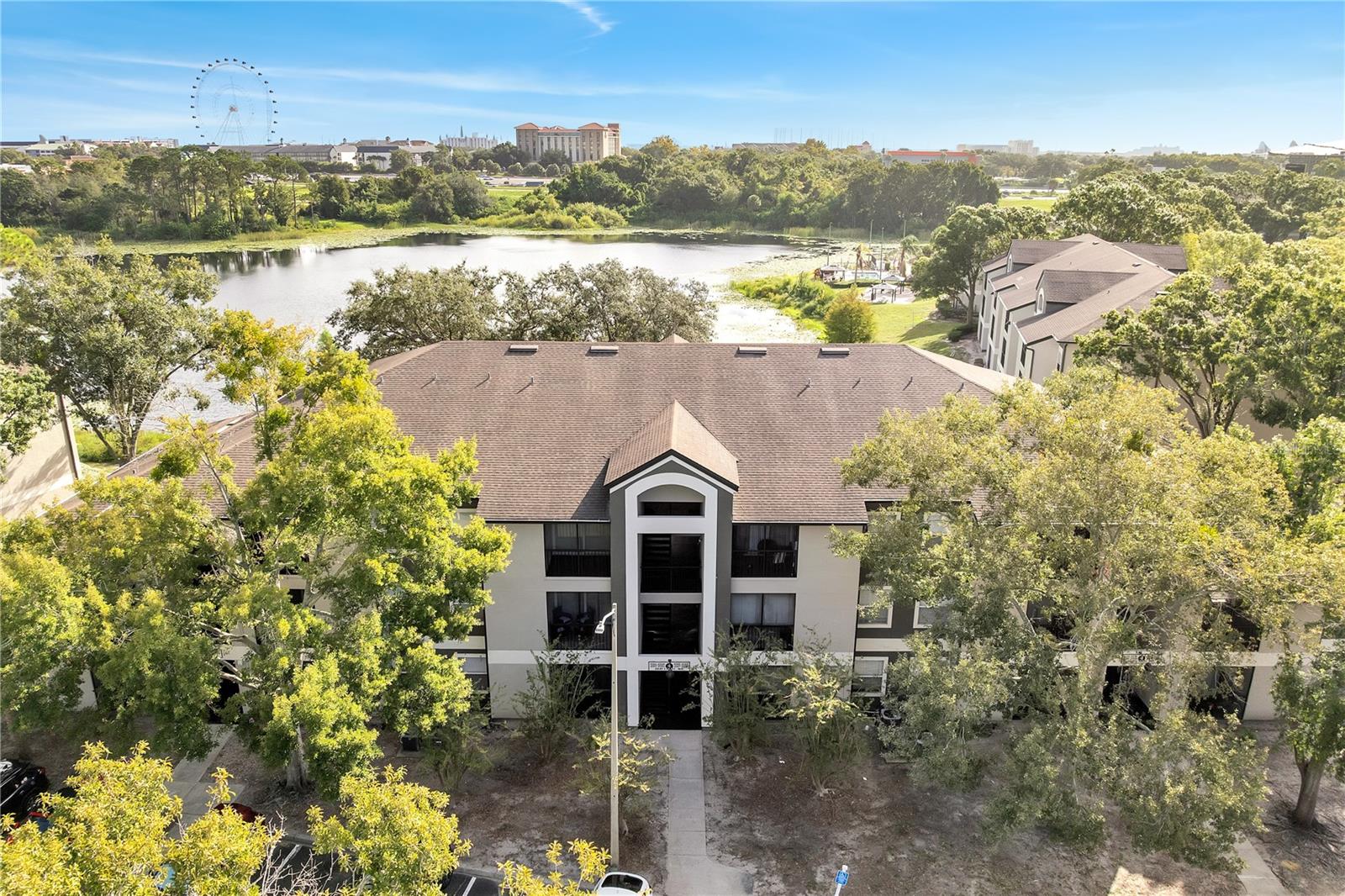 Listing photo 3 for 8825 Latrec Ave #6103
