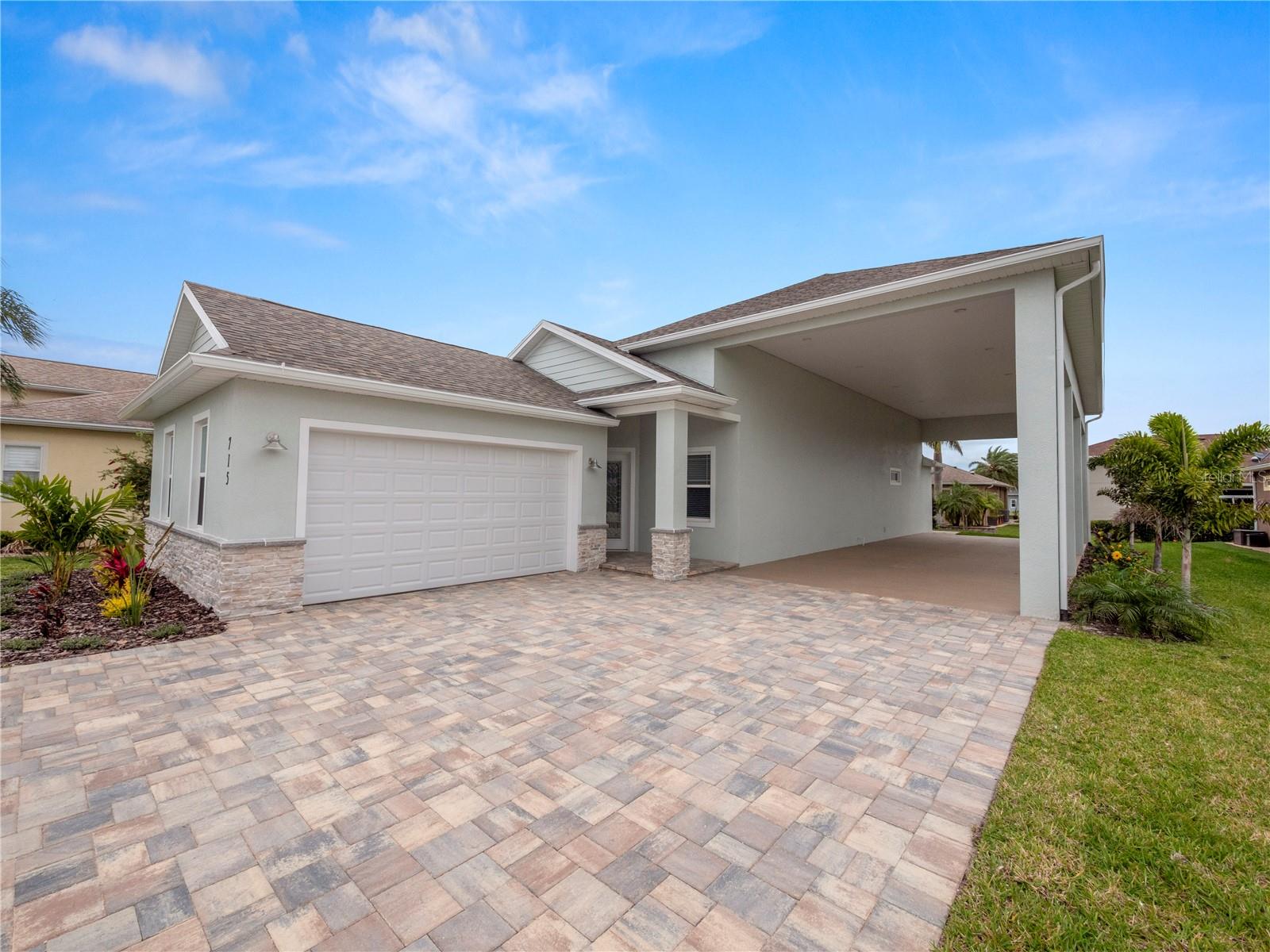 Listing photo 3 for 715 Teaberry Trl