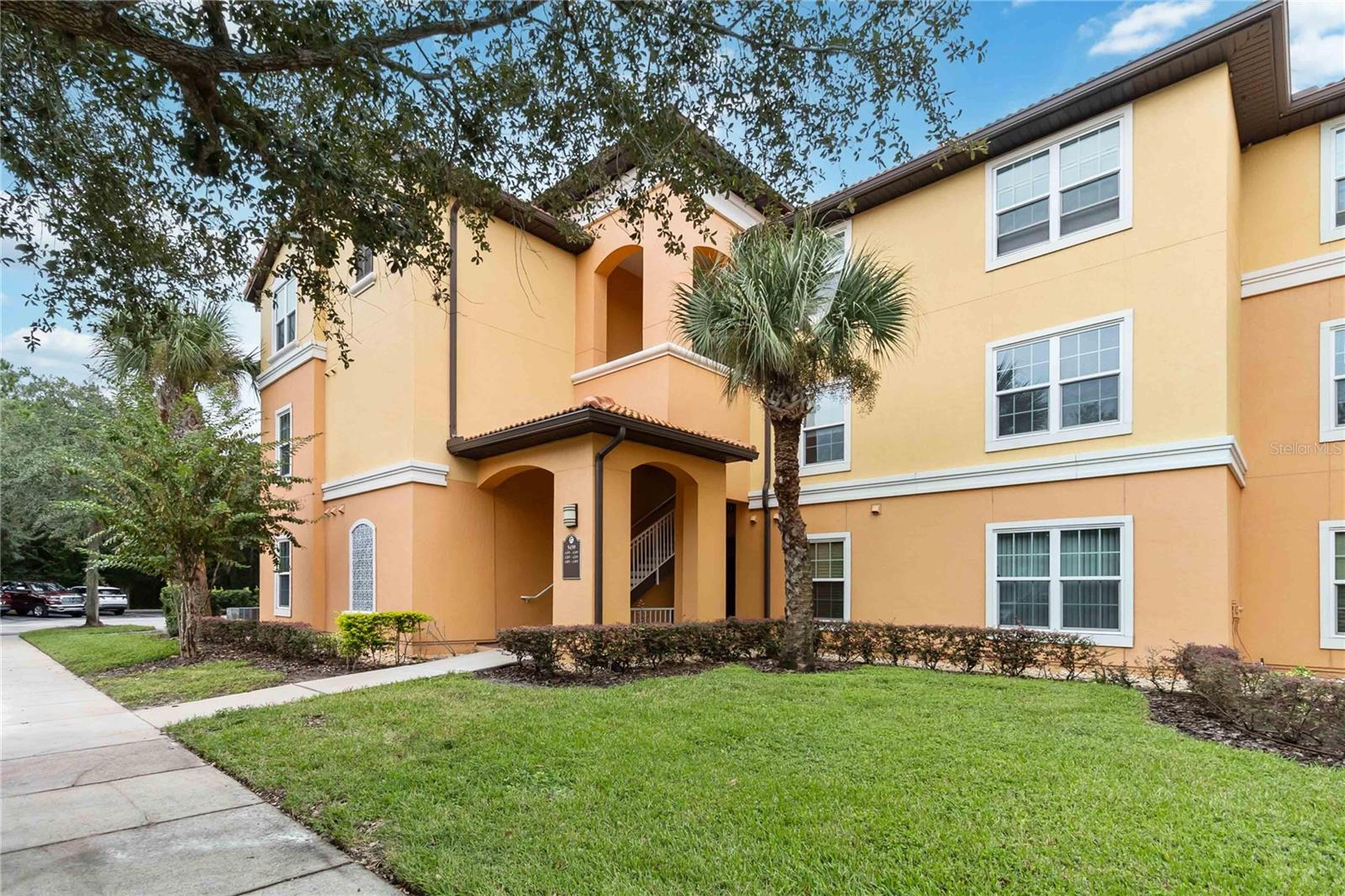 5459 VINELAND RD Unit 4208