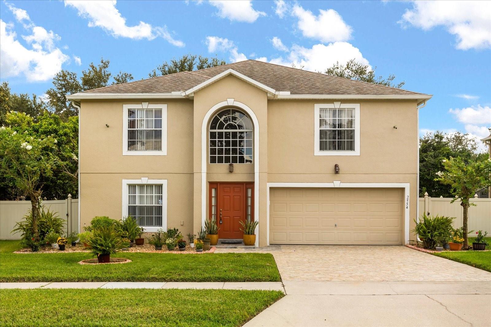 2554 PALMETTO RIDGE CIRCLE