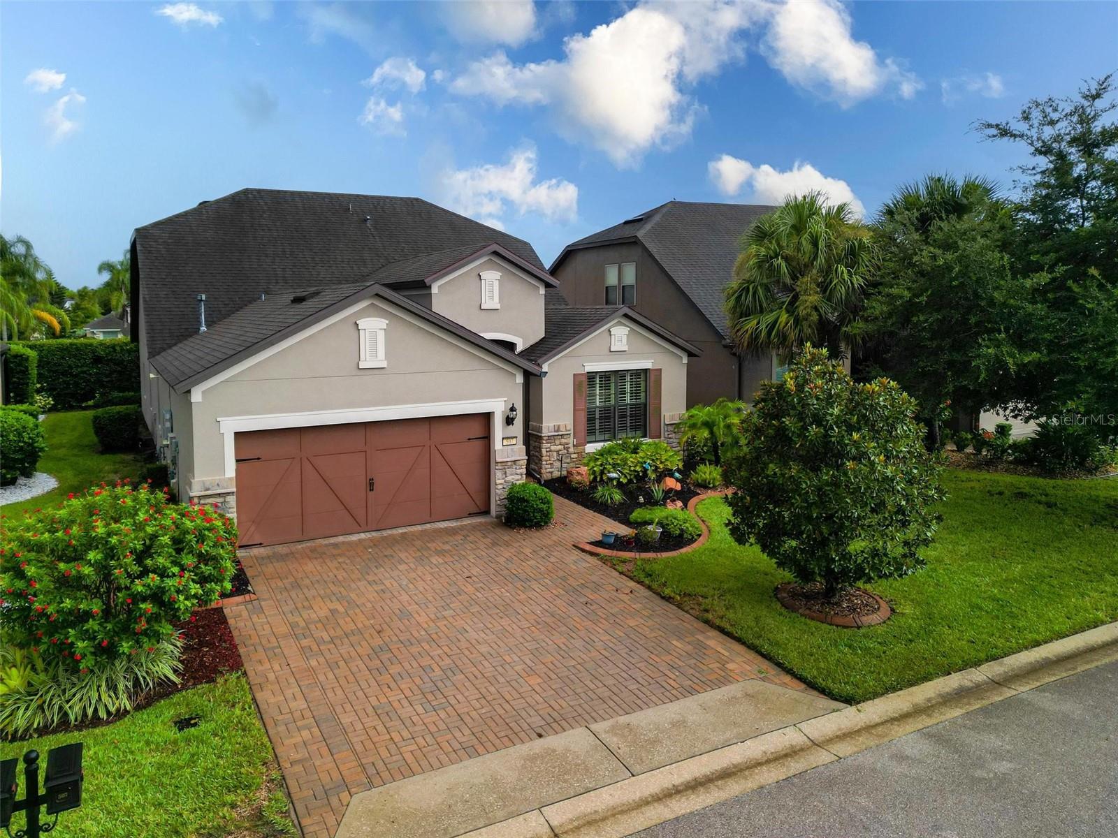 Listing photo 3 for 507 Cadiz Dr