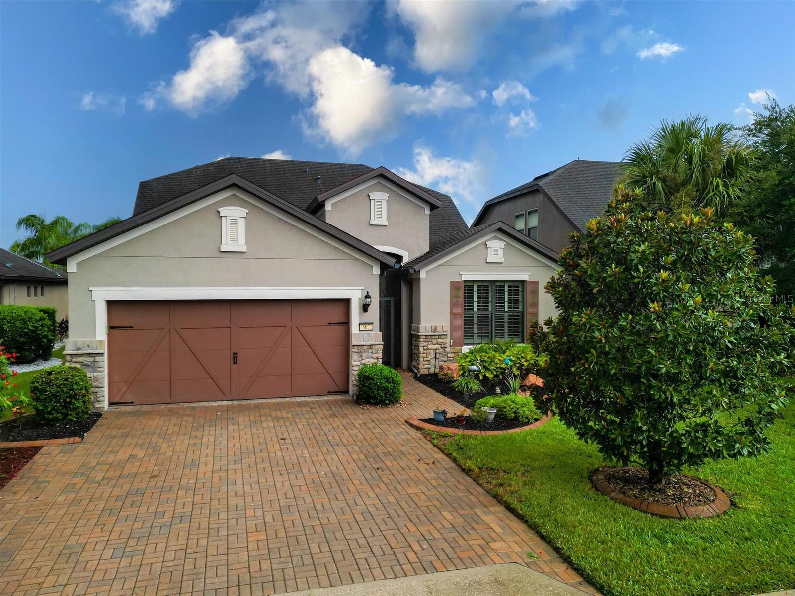 Listing photo 2 for 507 Cadiz Dr