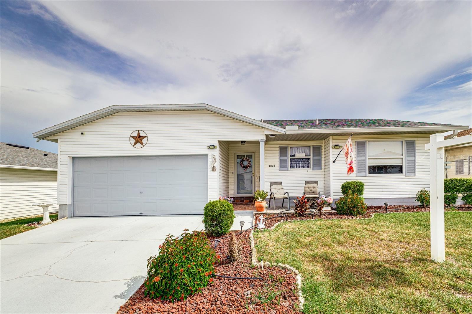 Listing photo for 1836 Prairie Dunes Cir N