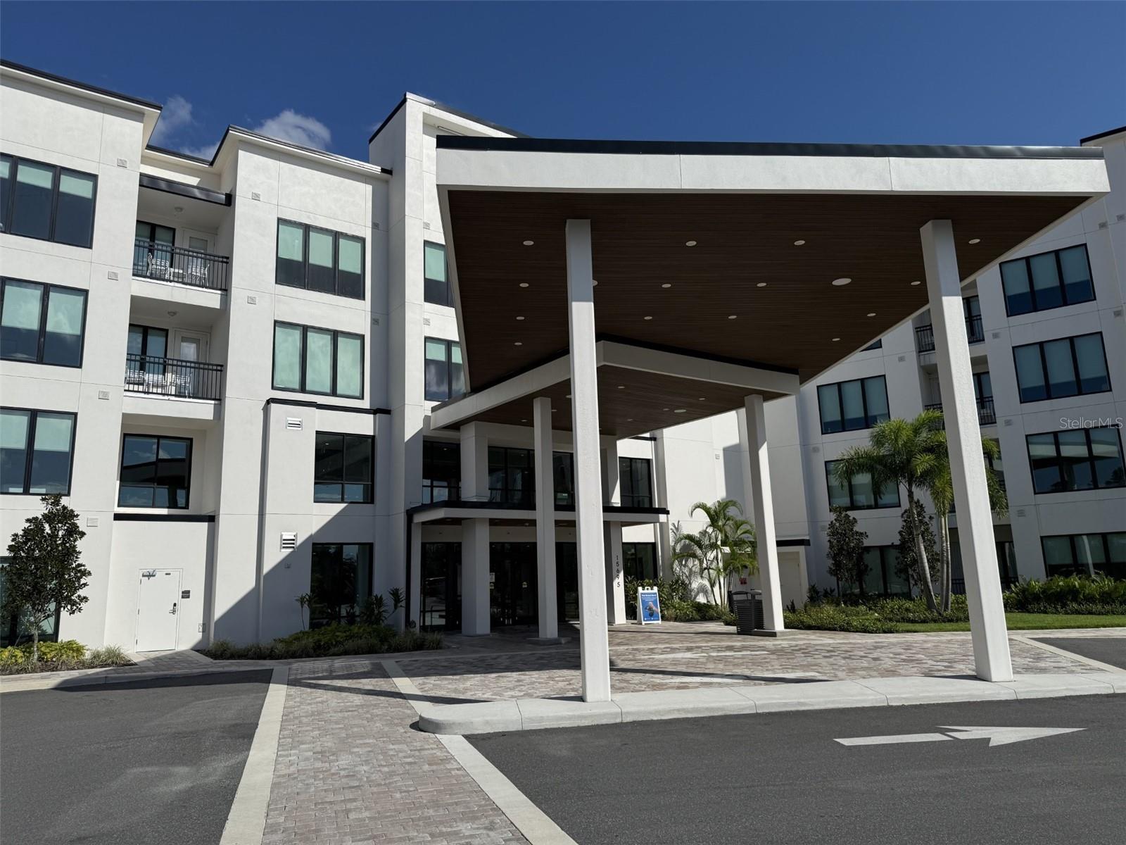 15695 GROVE RESORT AVENUE Unit 4417