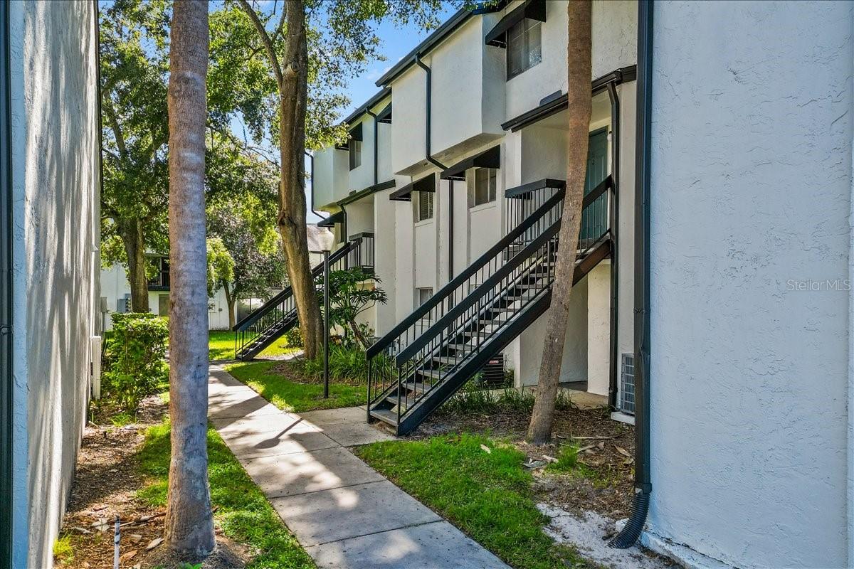 4213 S SEMORAN BOULEVARD Unit 3