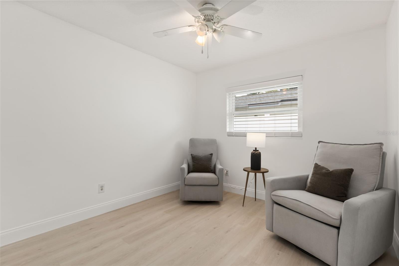 Photo 24