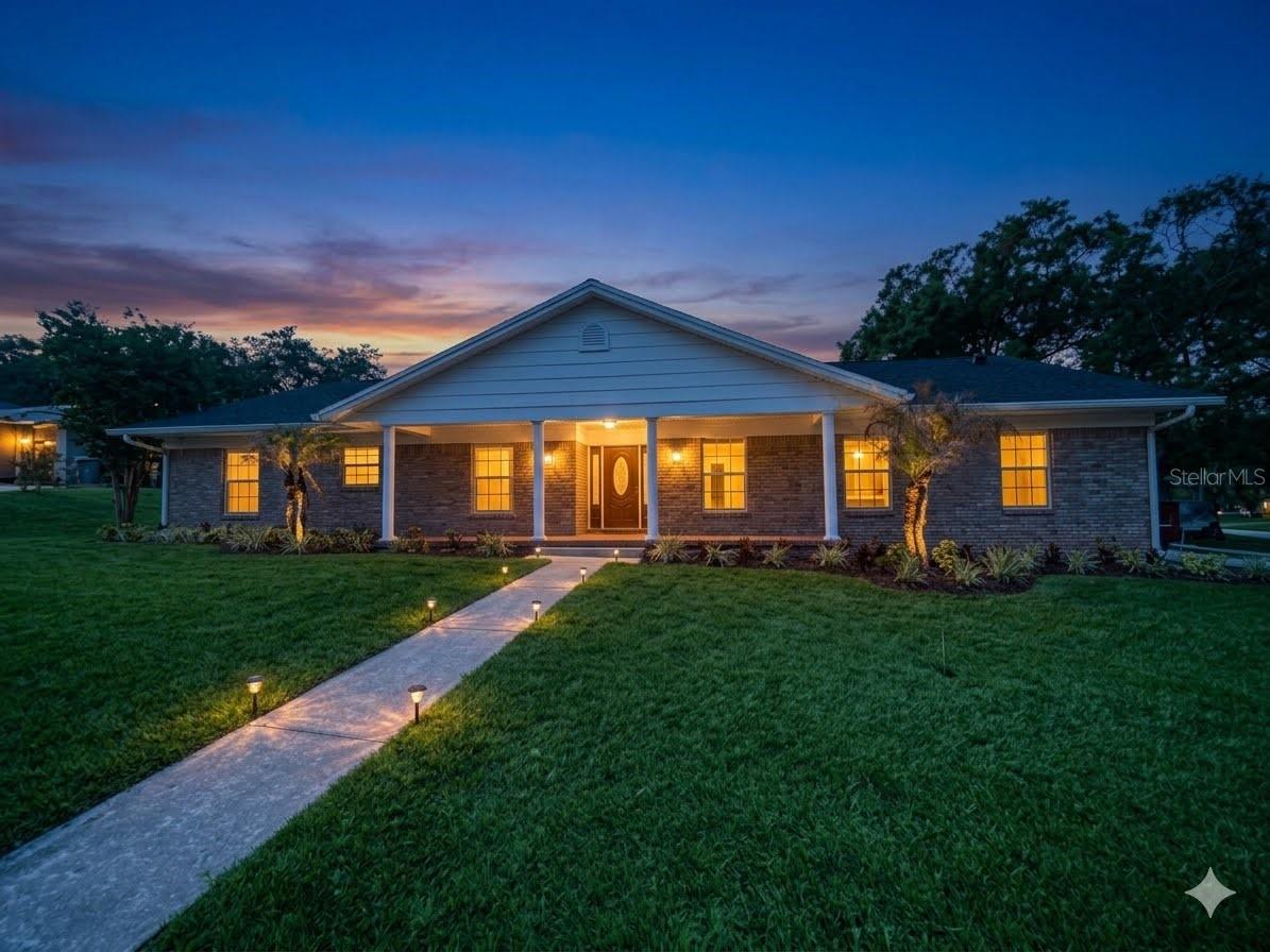 Listing photo 1 for 1449 Errol Pkwy