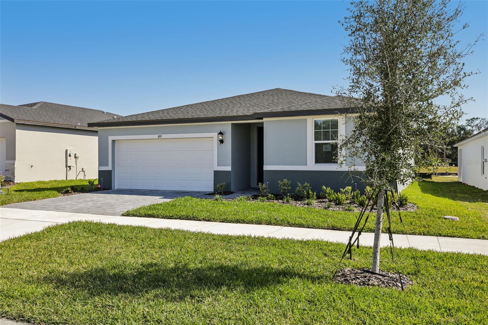 Listing photo 3 for 855 Sunshower Dr