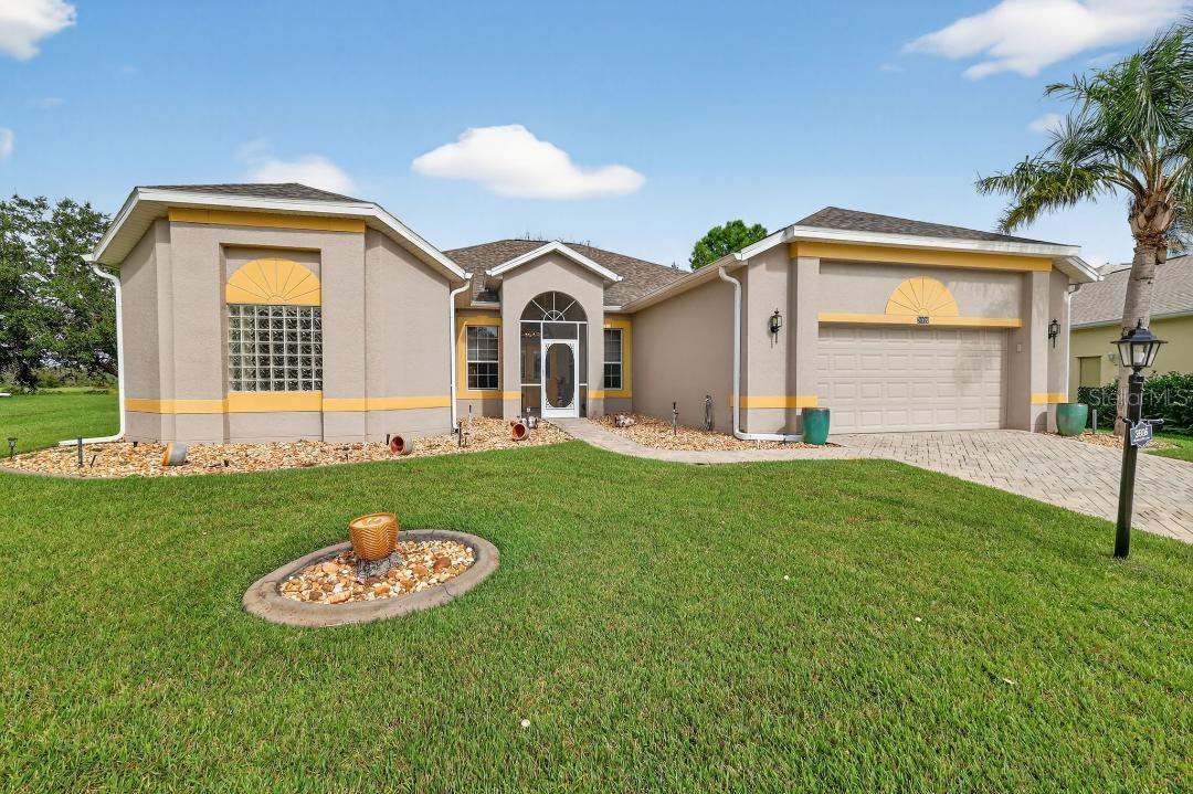Listing photo 3 for 3606 Mulberry Grove Loop