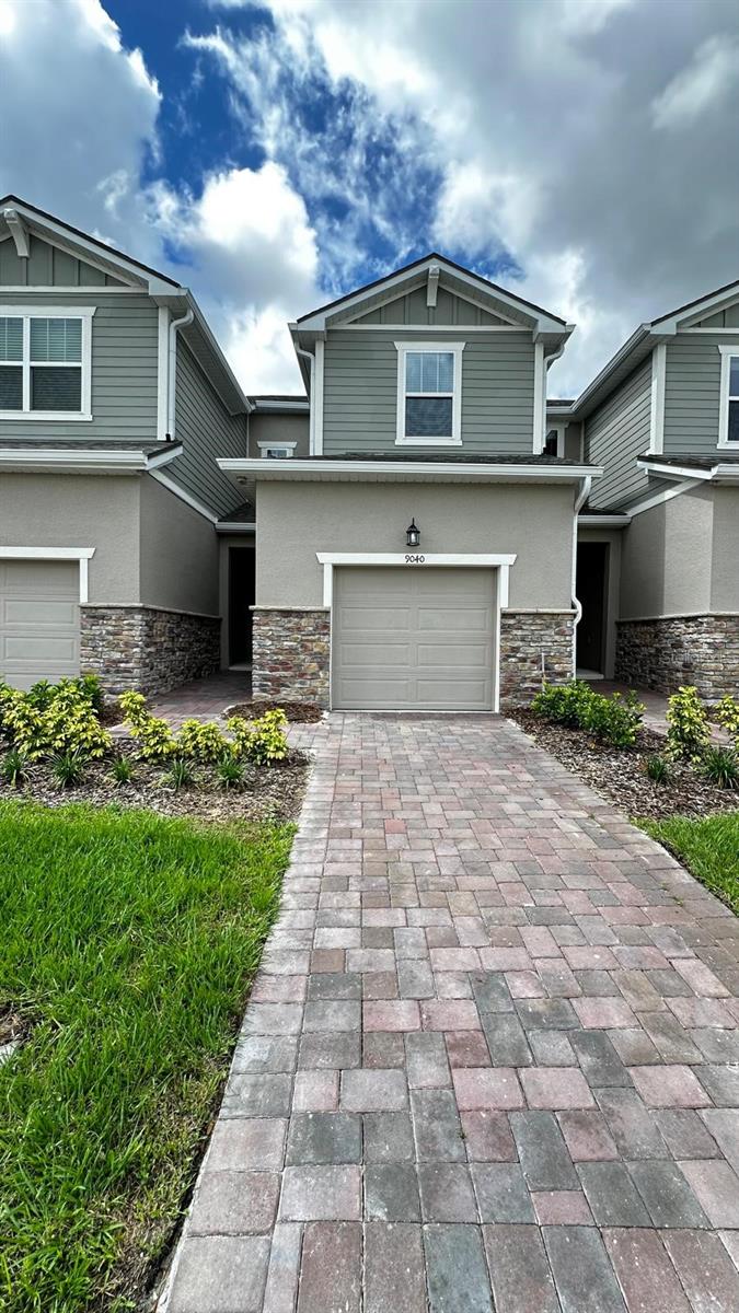 Listing photo 2 for 9040 Ocean Tide Way