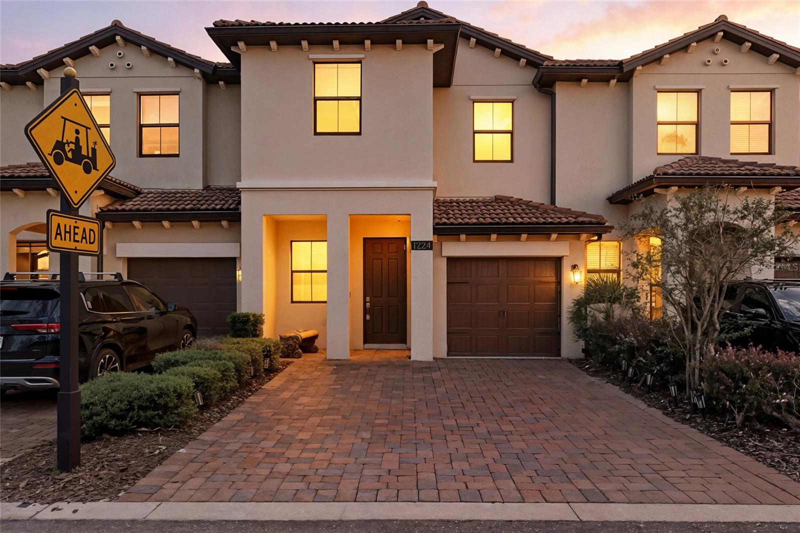 1224 ROYAL ST GEORGE BOULEVARD