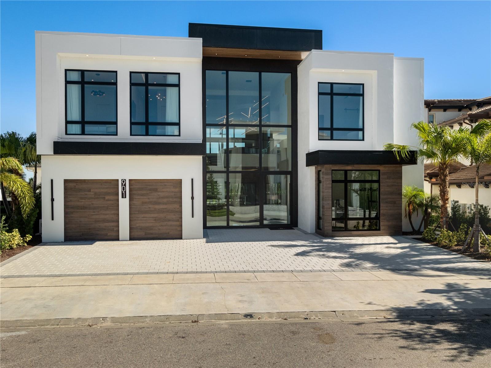 901 GOLDEN BEAR DRIVE