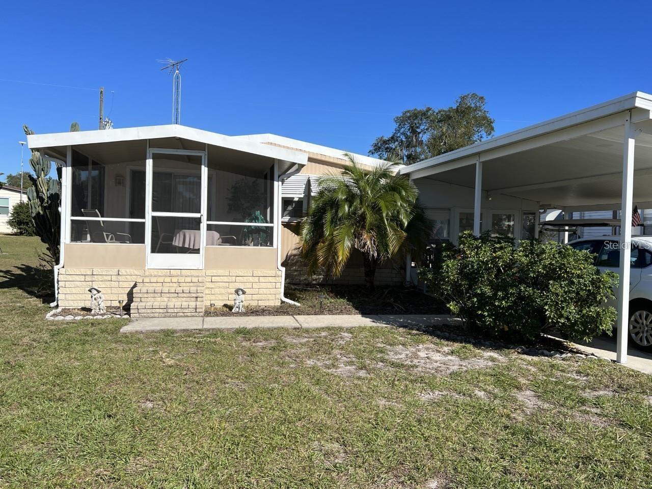 Listing photo 1 for 9072 Lake Point Blvd