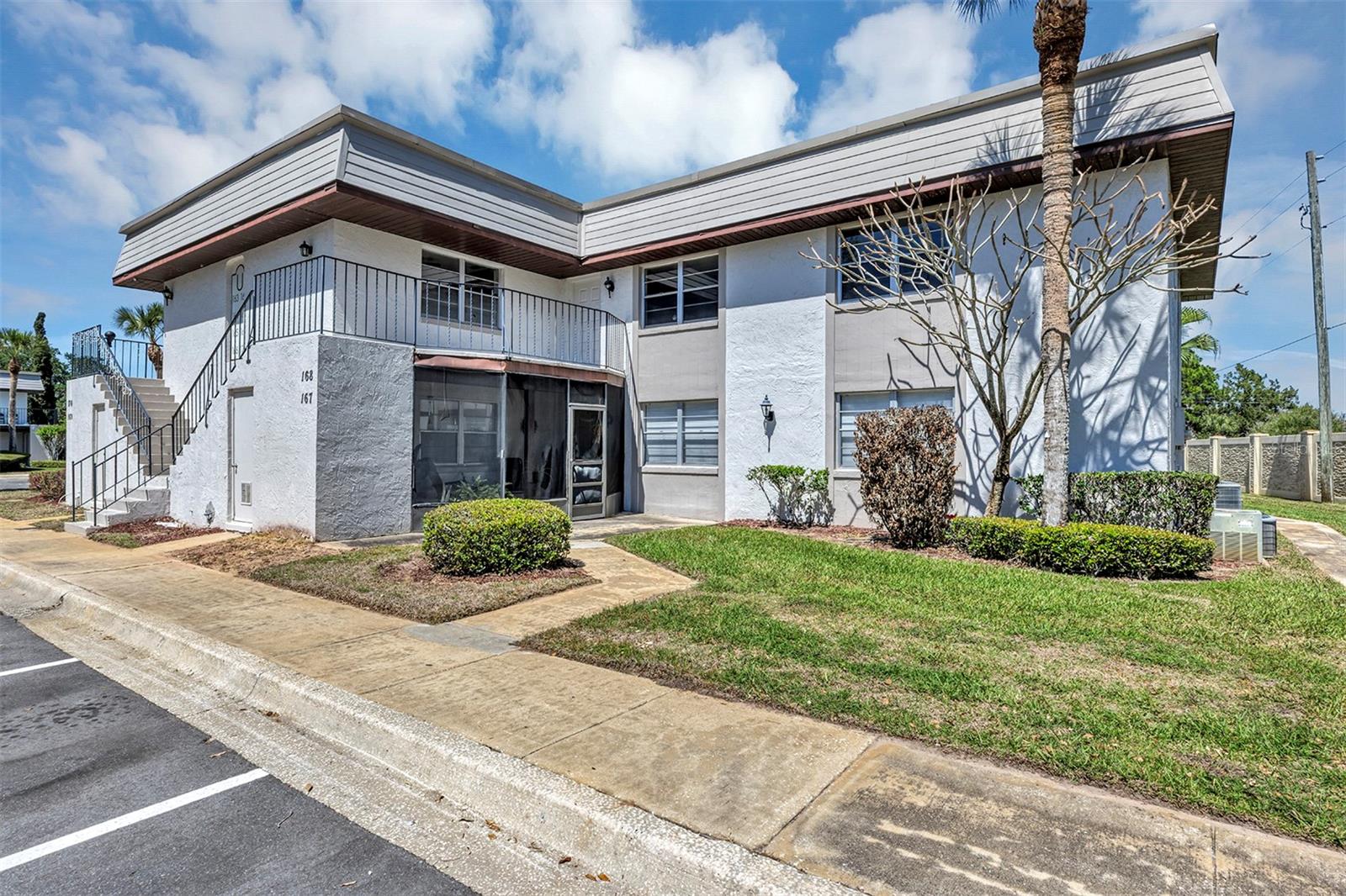 168 WINDTREE LANE Unit 203