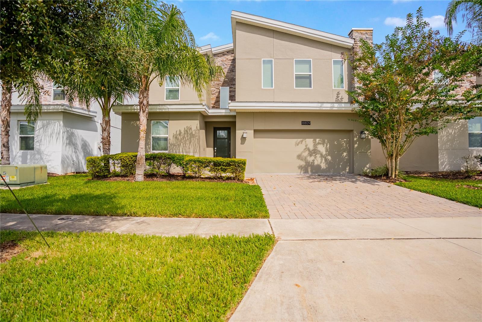 Listing photo 1 for 8809 Cruden Bay Ct