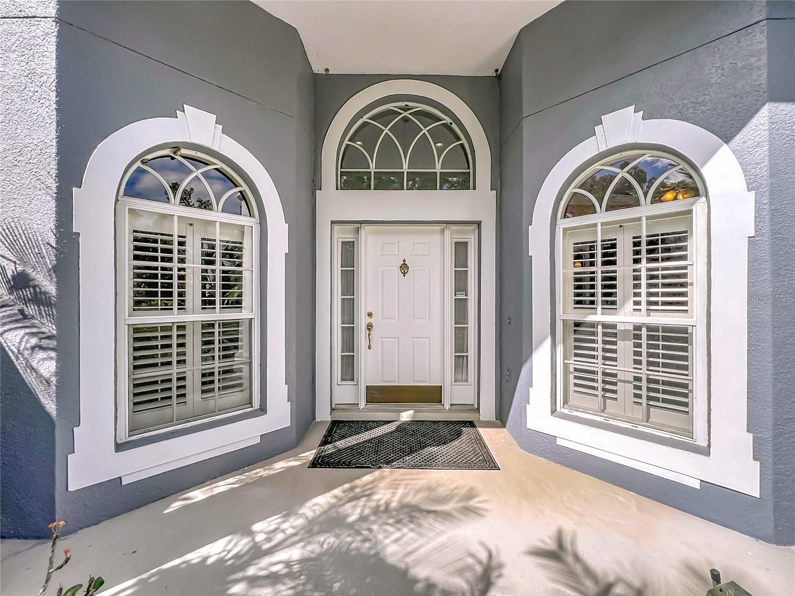 Listing photo 2 for 809 Muirfield Cir