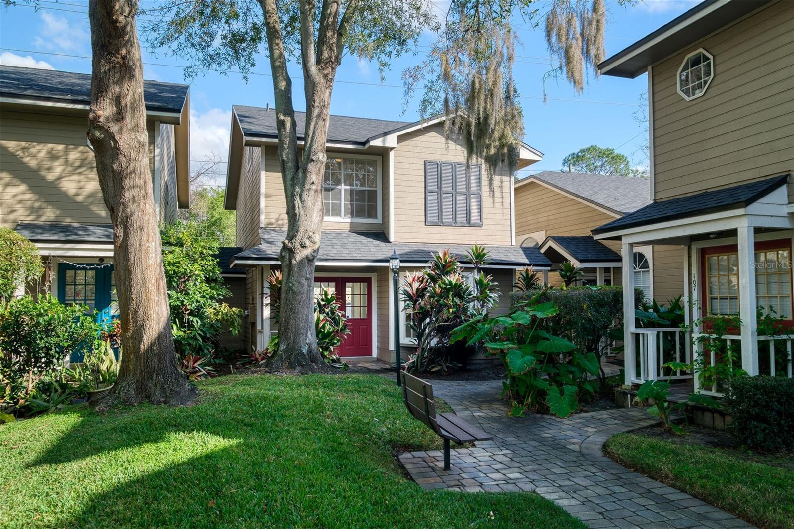 6040 SCOTCHWOOD GLEN Unit 105