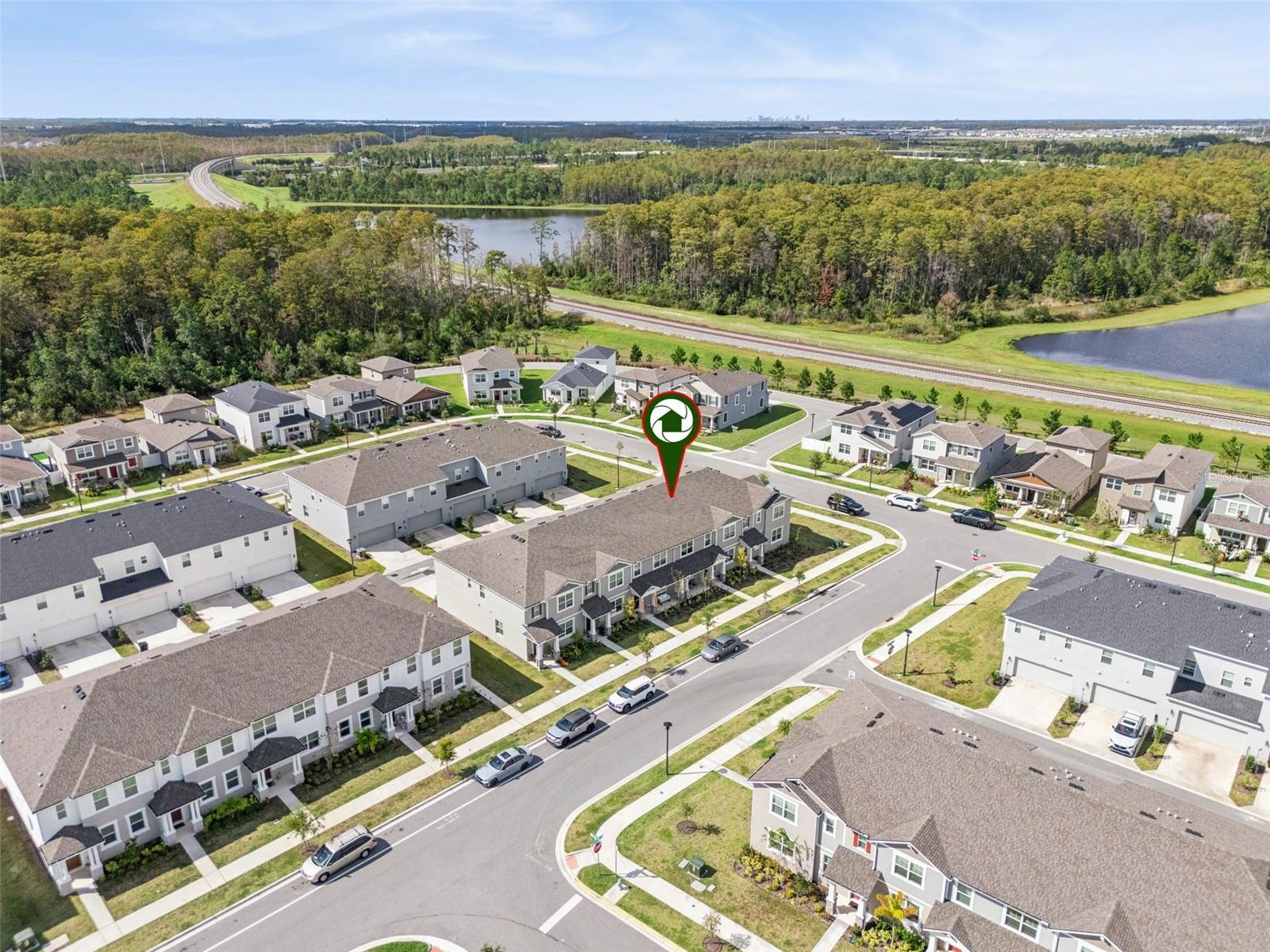 7720 CLOVE HITCH WAY